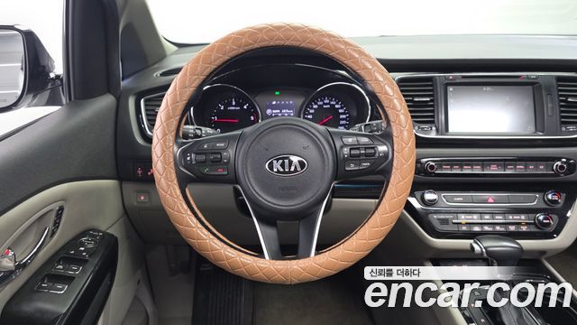 Kia Carnival 9-seater Noblesse 2018 — фото 14