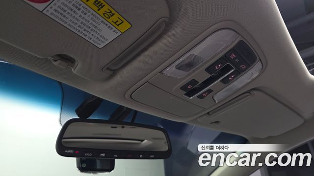 Kia Carnival 9-seater Noblesse 2018 — фото 19