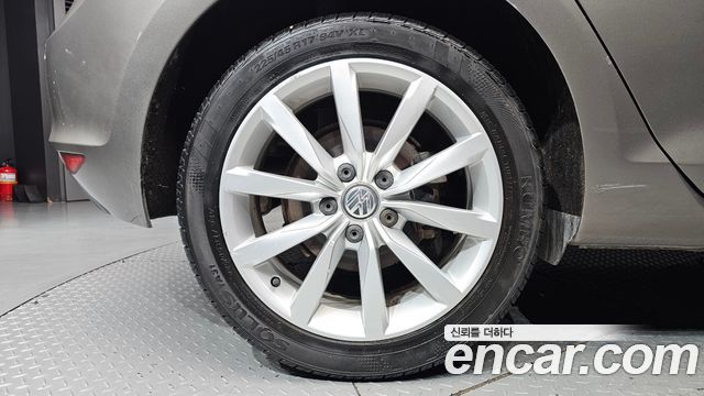 Volkswagen Golf (VII) 2.0 TDI 2016 — фото 5