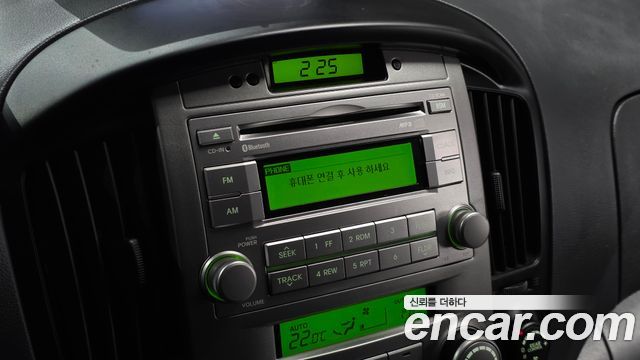Hyundai Grand Starex 12-Seater Wagon CVX Premium 2015 — фото 18