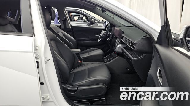 Hyundai Kona (SX2) Gasoline 1.6 Turbo 2WD Modern 2024 — фото 11