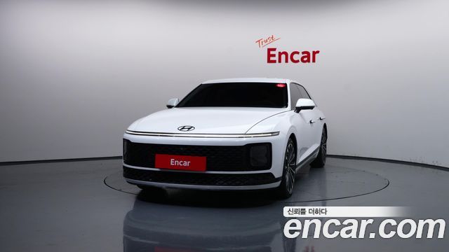 Hyundai Grandeur (GN7) 2,5 Gasoline 2WD Calligraphy 2025 — фото 3