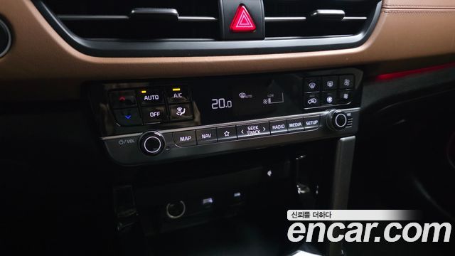 Kia Seltos Gasoline 1.6 Turbo 4WD Gravity 2024 — фото 18