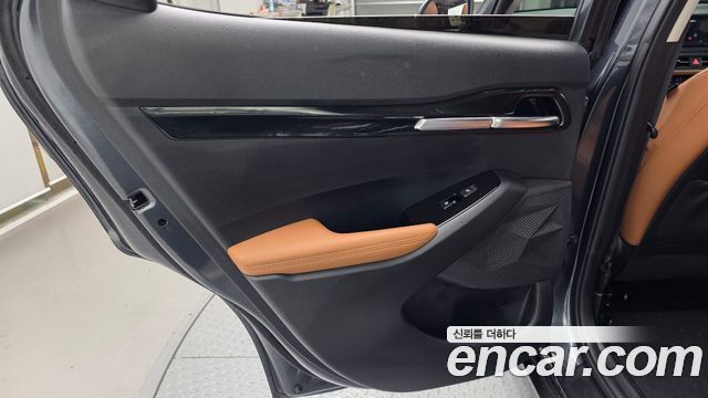 Kia Seltos Gasoline 1.6 Turbo 4WD Gravity 2024 — фото 25