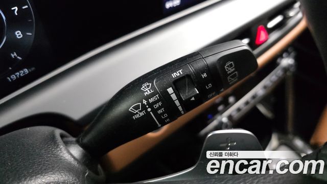 Kia Seltos Gasoline 1.6 Turbo 4WD Gravity 2024 — фото 27
