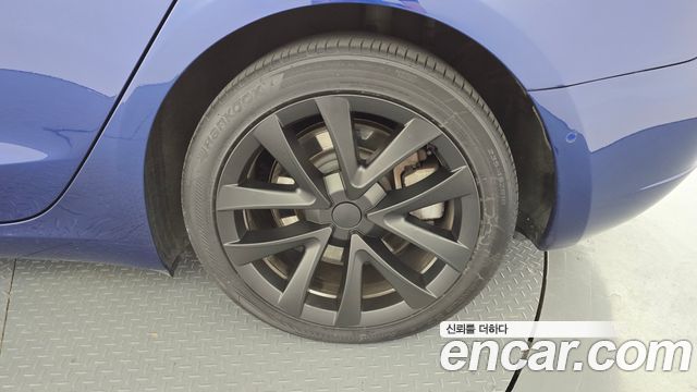Tesla Model 3 Long Range AWD 2021 — фото 21