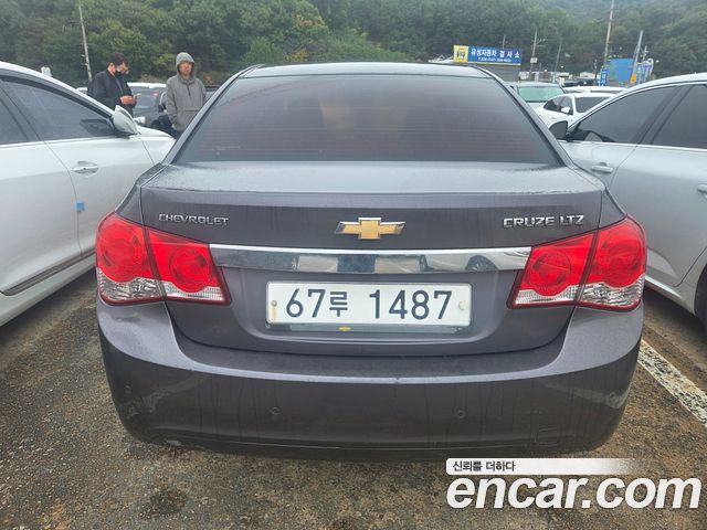 Chevrolet Cruze 2.0 LTZ 2011 — фото 3