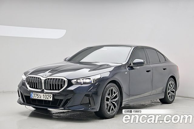 BMW 5 Series (G60) 520i M Sport
