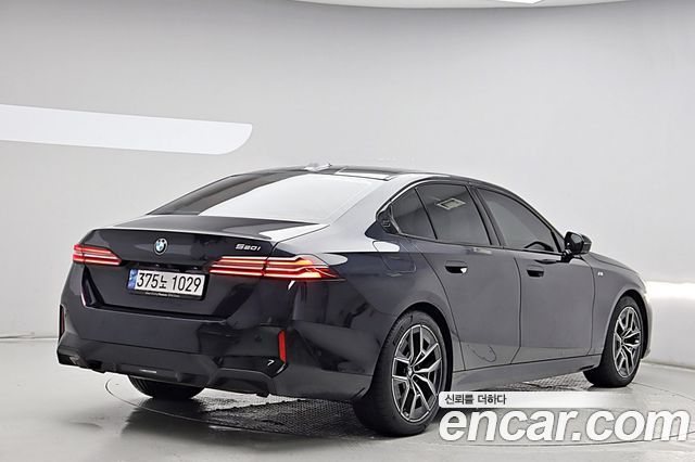 BMW 5 Series (G60) 520i M Sport 2024 — фото 4