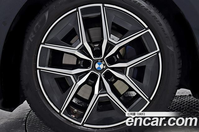 BMW 5 Series (G60) 520i M Sport 2024 — фото 5