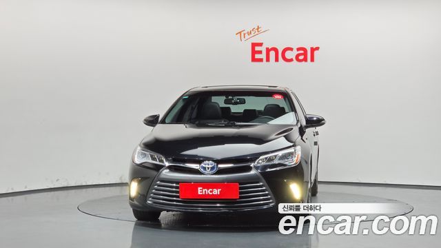 Toyota Camry Hybrid XLE 2015 — фото 3