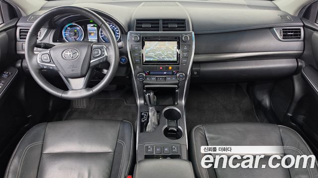 Toyota Camry Hybrid XLE 2015 — фото 7