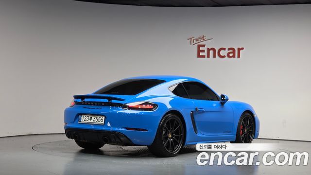 Porsche 718 Cayman 4.0 GTS 2023 — фото 2