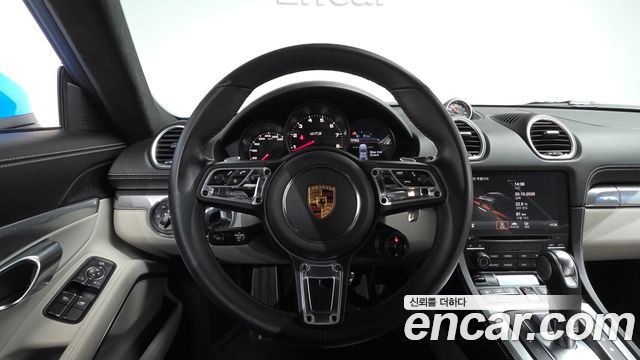 Porsche 718 Cayman 4.0 GTS 2023 — фото 13
