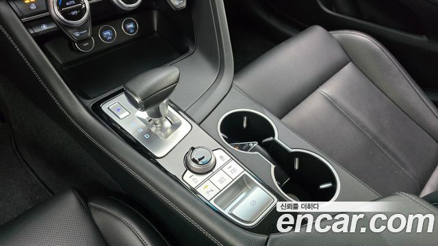 Genesis G70 Gasoline 3.3T 2WD 2021 — фото 9