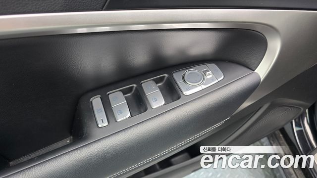 Genesis G70 Gasoline 3.3T 2WD 2021 — фото 24