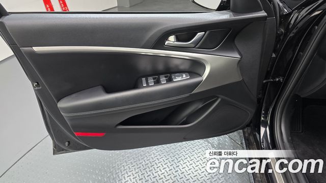 Genesis G70 Gasoline 3.3T 2WD 2021 — фото 30