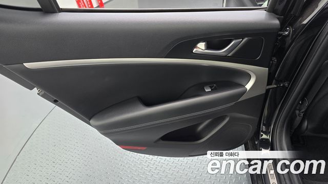 Genesis G70 Gasoline 3.3T 2WD 2021 — фото 31