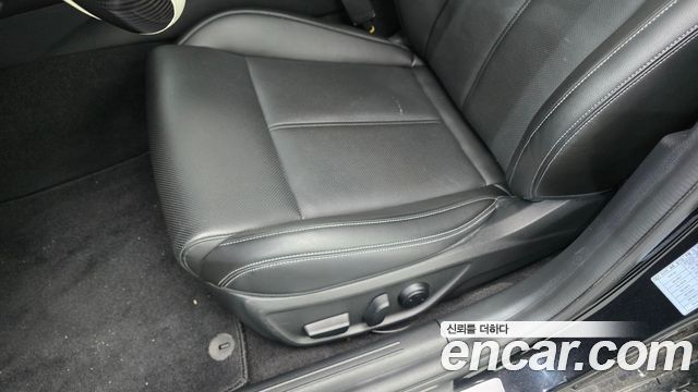 Genesis G70 Gasoline 3.3T 2WD 2021 — фото 36