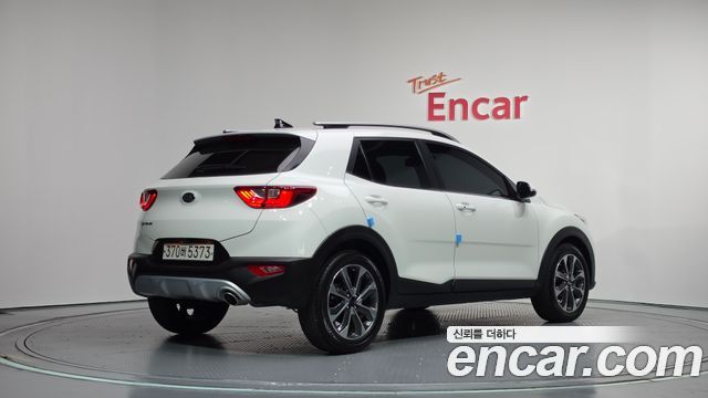 Kia Stonic 1.4 Trendy 2019 — фото 2