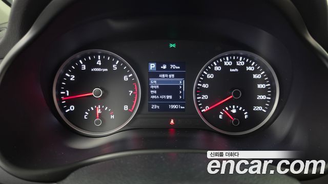 Kia Stonic 1.4 Trendy 2019 — фото 8