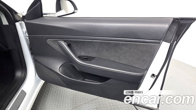 Tesla Model 3 Long Range AWD 2020 — фото 24