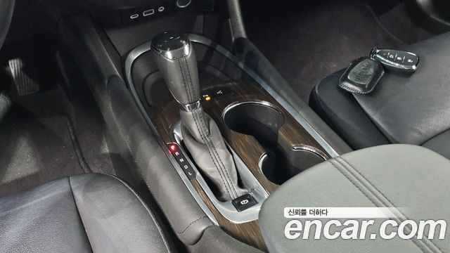 Chevrolet Malibu 2.0 Turbo Premier Special 2019 — фото 9