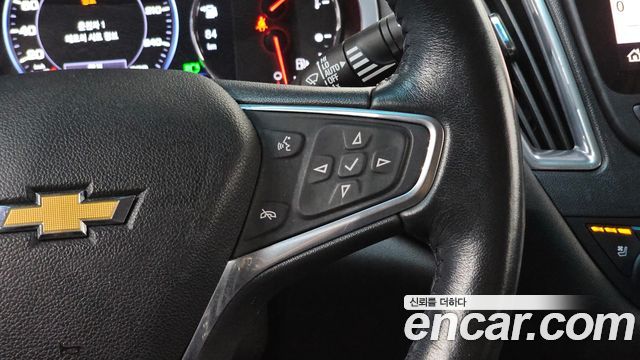 Chevrolet Malibu 2.0 Turbo Premier Special 2019 — фото 18