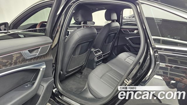 Audi A6 (C8) 40 TDI Premium 2021 — фото 12