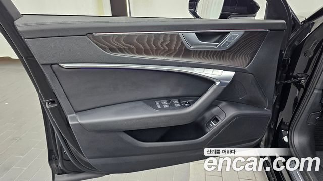 Audi A6 (C8) 40 TDI Premium 2021 — фото 24