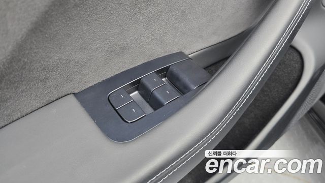 Tesla Model 3 Performance AWD 2024 — фото 28
