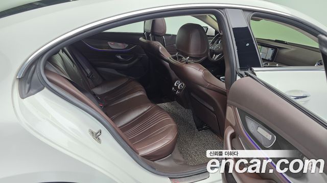 Mercedes-Benz CLS-Class (C257) CLS400d 4MATIC AMG Line 2019 — фото 12