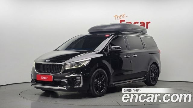 Kia Carnival 9-Seater Prstige