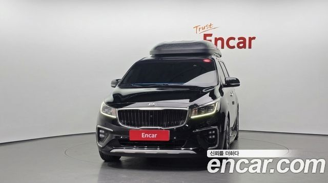Kia Carnival 9-Seater Prstige 2019 — фото 3