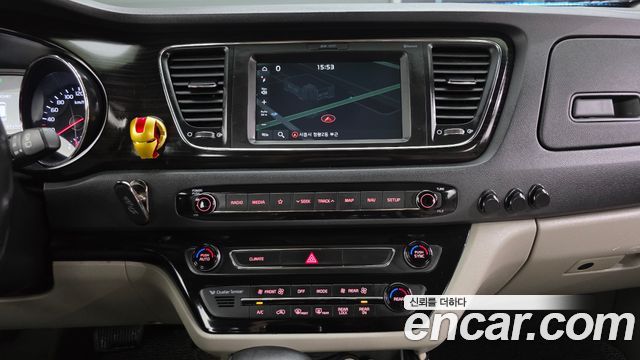 Kia Carnival 9-Seater Prstige 2019 — фото 20