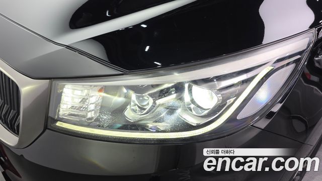 Kia Carnival 9-Seater Prstige 2019 — фото 22