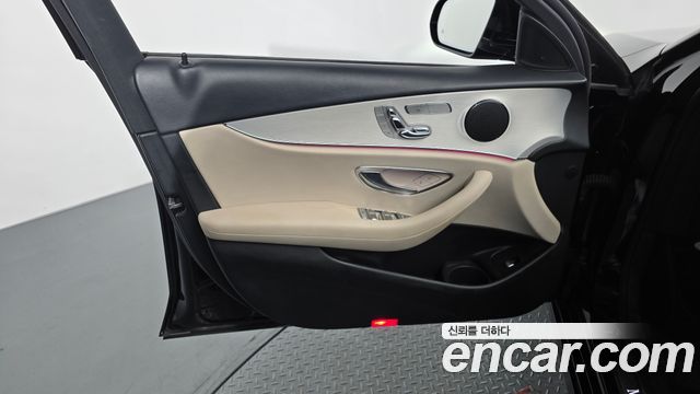 Mercedes-Benz E-Class (W213) E250 Avantgarde 2021 — фото 30