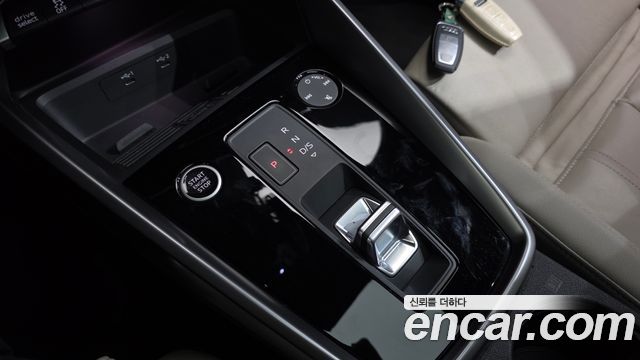 Audi A3 (8Y) 40 TFSI Premium 2023 — фото 9