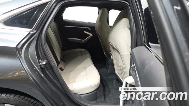 Audi A3 (8Y) 40 TFSI Premium 2023 — фото 12