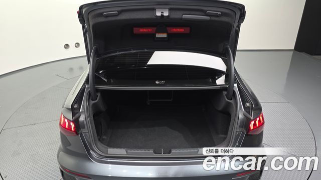Audi A3 (8Y) 40 TFSI Premium 2023 — фото 20