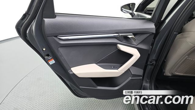 Audi A3 (8Y) 40 TFSI Premium 2023 — фото 25