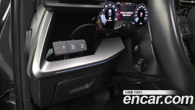 Audi A3 (8Y) 40 TFSI Premium 2023 — фото 27