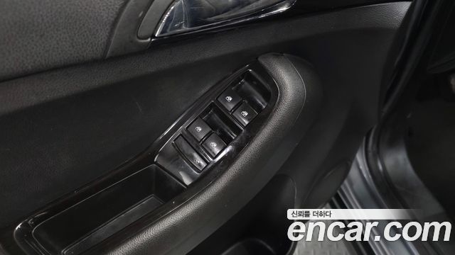 Chevrolet Orlando 1.6 Diesel LT Premium 2016 — фото 18