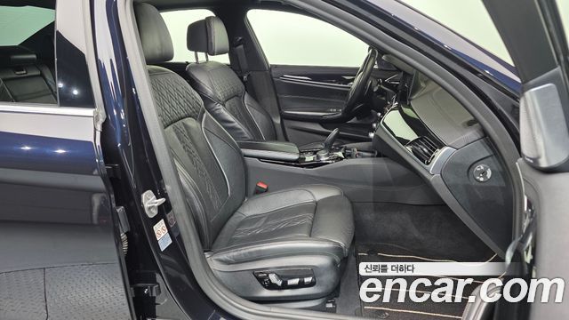 BMW 5 Series (G30) 520d M Sport Package Plus 2019 — фото 11