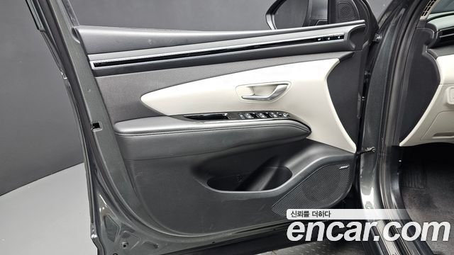 Hyundai Tucson (NX4) Gasoline 1.6 Turbo 2WD Inspiration 2021 — фото 24