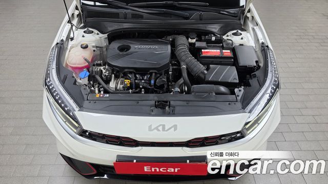 Kia K3 (II) 1.6 Turbo GT 5Door Signature 2022 — фото 6