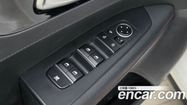 Kia K3 (II) 1.6 Turbo GT 5Door Signature 2022 — фото 18