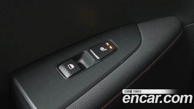 Kia K3 (II) 1.6 Turbo GT 5Door Signature 2022 — фото 19