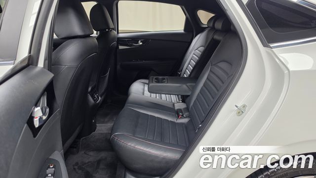 Kia K3 (II) 1.6 Turbo GT 5Door Signature 2022 — фото 26