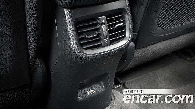 Kia K3 (II) 1.6 Turbo GT 5Door Signature 2022 — фото 27